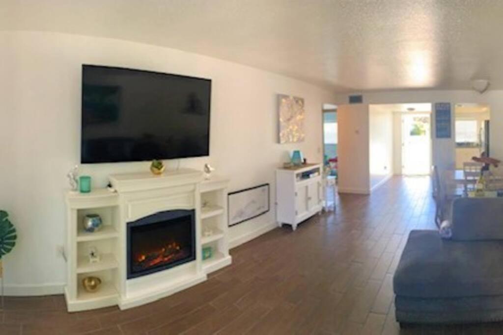 Beautiful Bright & Sparkling 2Bed 1Bath Beach Retreat - Unit 212 Cocoa Beach Extérieur photo