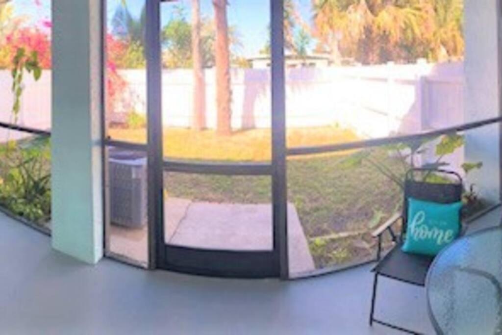 Beautiful Bright & Sparkling 2Bed 1Bath Beach Retreat - Unit 212 Cocoa Beach Extérieur photo
