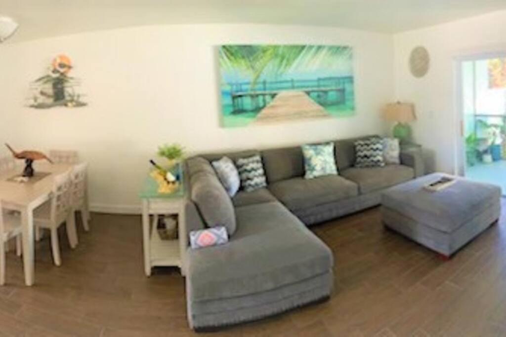 Beautiful Bright & Sparkling 2Bed 1Bath Beach Retreat - Unit 212 Cocoa Beach Extérieur photo