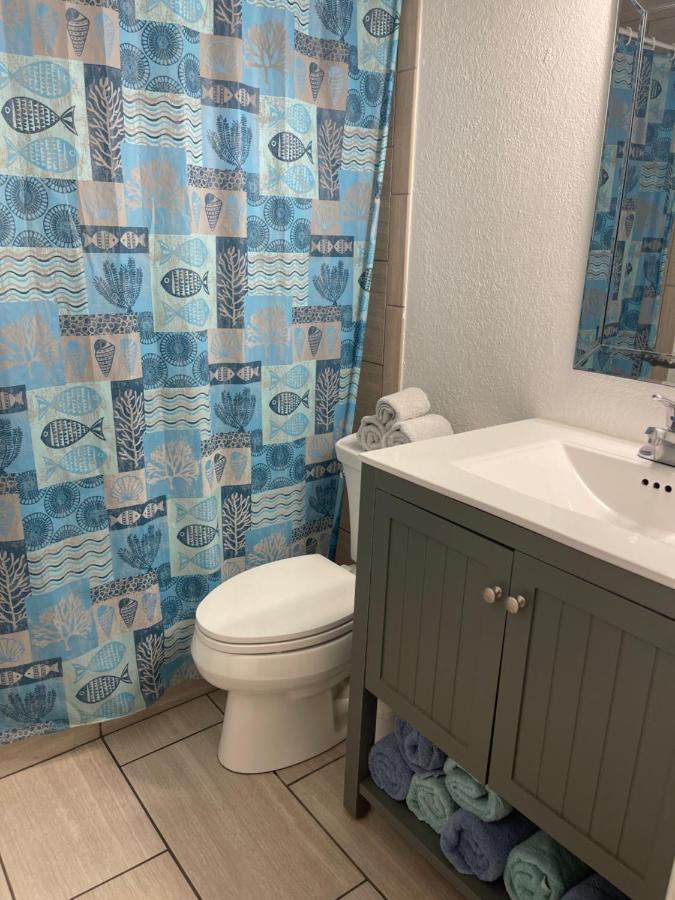 Beautiful Bright & Sparkling 2Bed 1Bath Beach Retreat - Unit 212 Cocoa Beach Extérieur photo